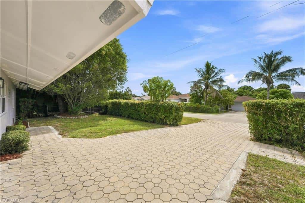 5341 Martin St, Naples, photo 4