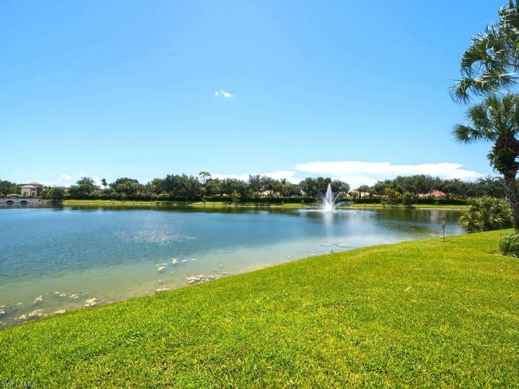 7877 Hawthorne Dr #102, Naples, photo 27