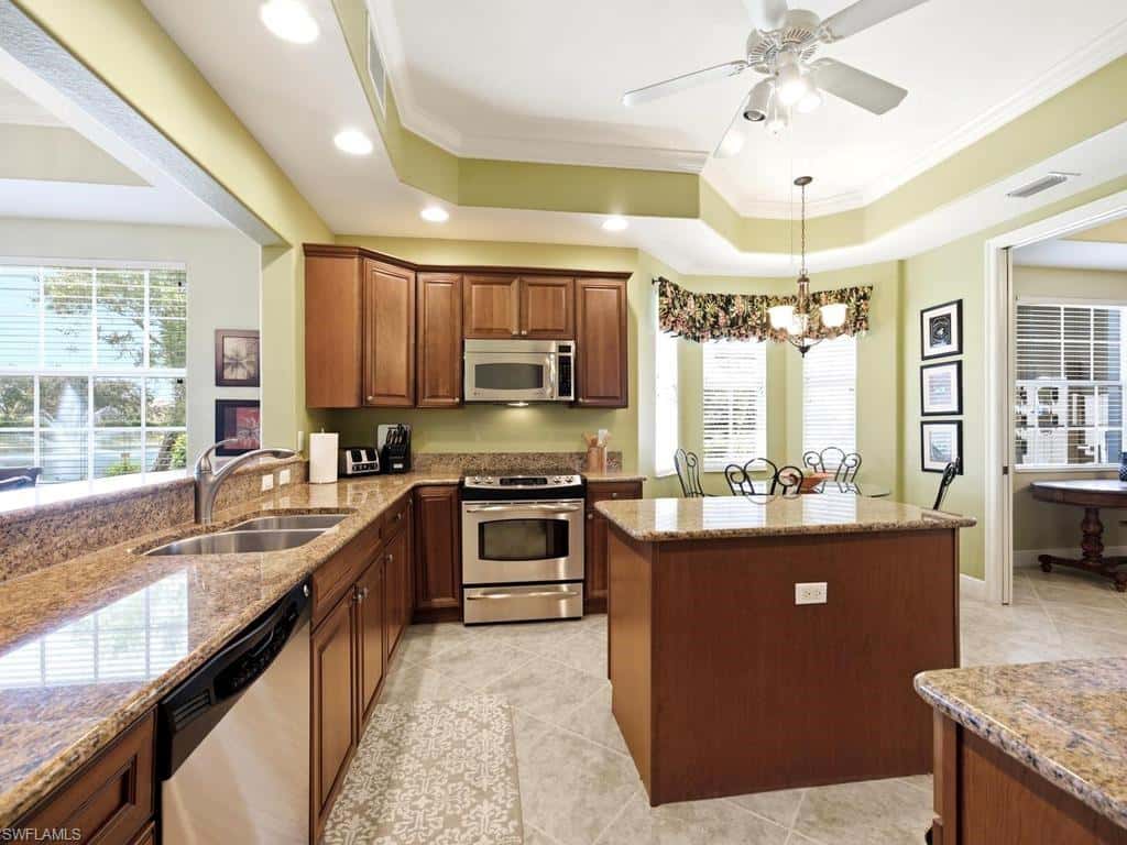 7877 Hawthorne Dr #102, Naples, photo 13