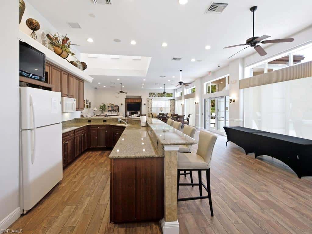 7877 Hawthorne Dr #102, Naples, photo 36