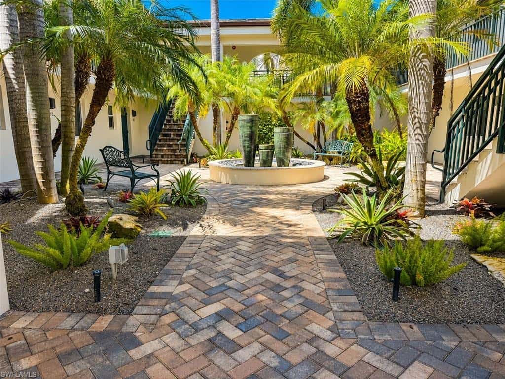 960 7th St #103, Naples, photo 13
