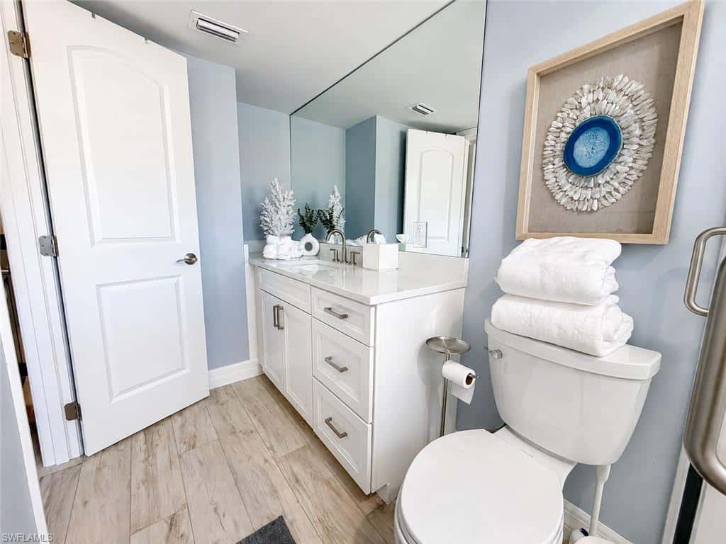 960 7th St #103, Naples, photo 7