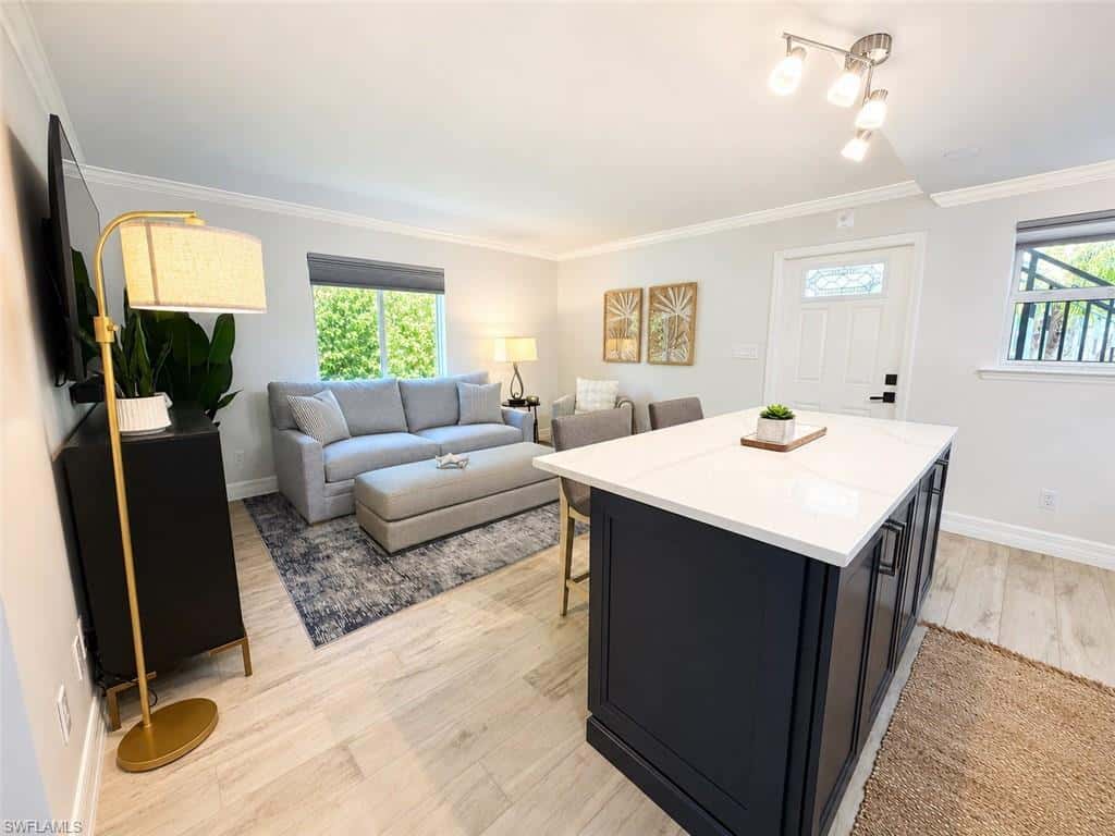 960 7th St #103, Naples, photo 5