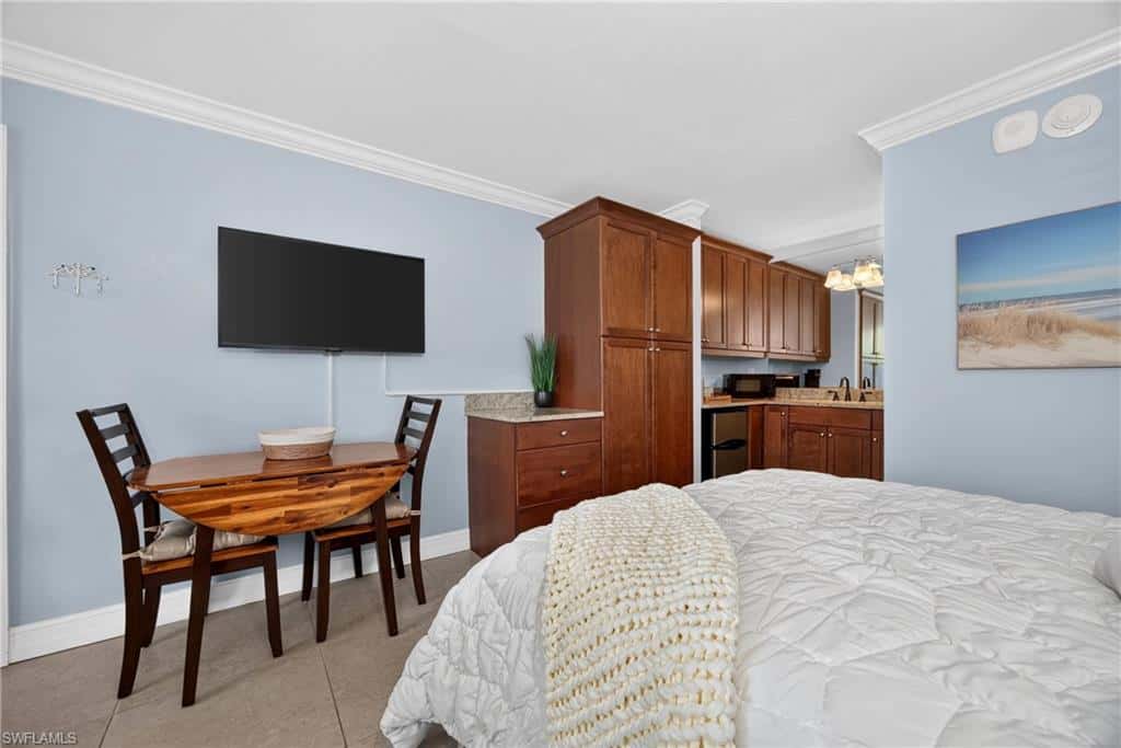 2555 9th St #204, Naples, photo 8