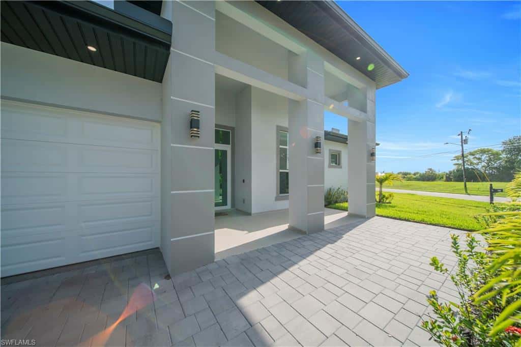 329 6th St, Cape Coral, photo 6