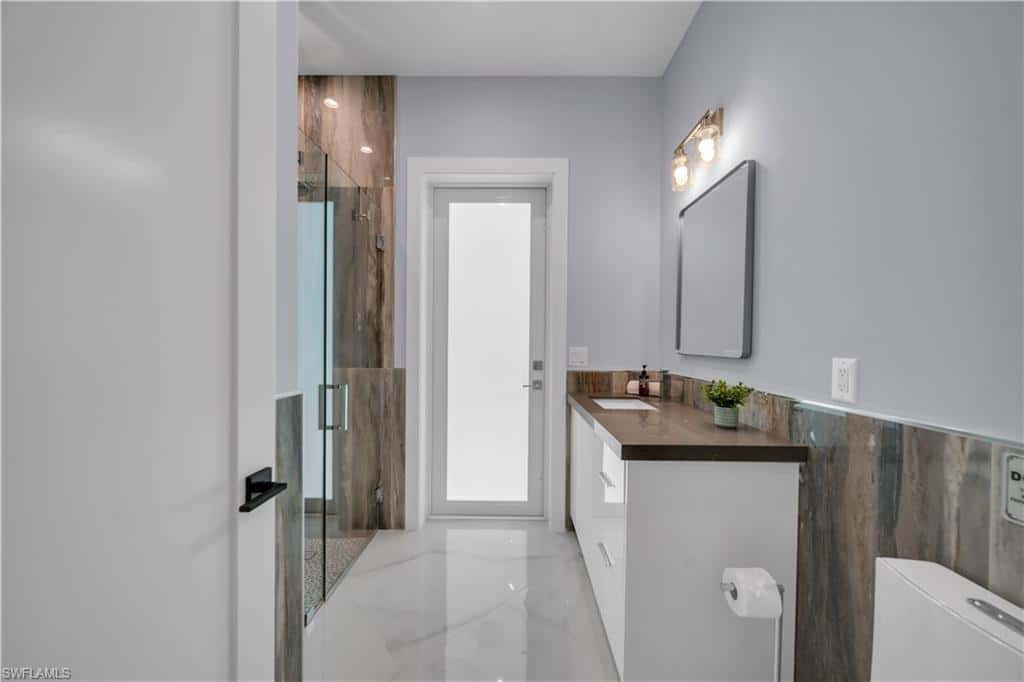 329 6th St, Cape Coral, photo 29