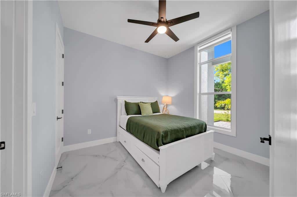 329 6th St, Cape Coral, photo 18