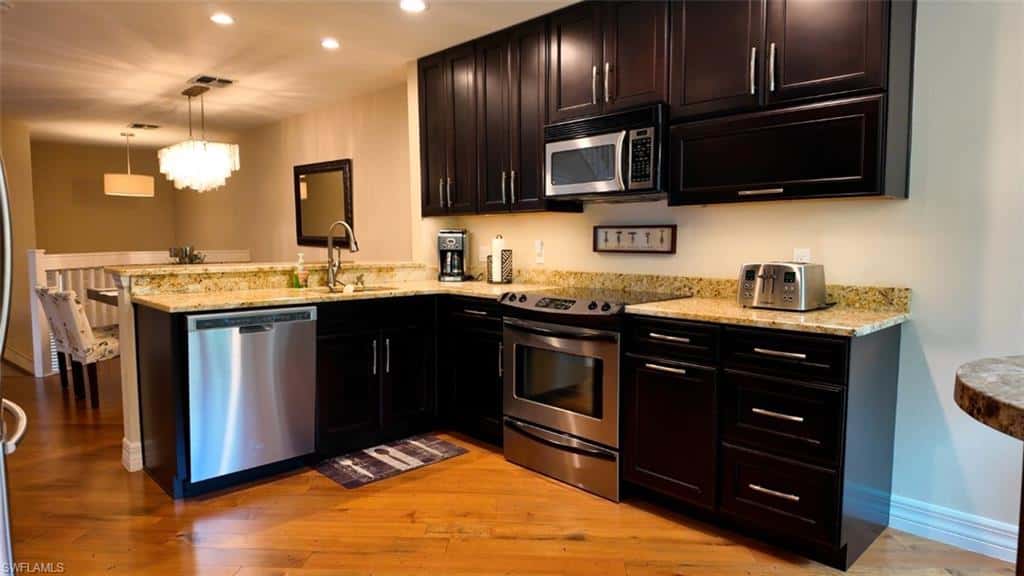 27105 Oakwood Lake Dr, Bonita Springs, photo 9