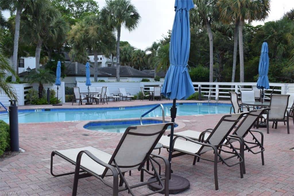27105 Oakwood Lake Dr, Bonita Springs, photo 25
