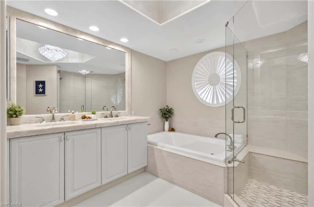 2748 Tiburon Blvd #106, Naples, photo 9