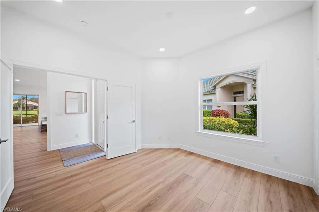 878 Vistana Cir, Naples, photo 36