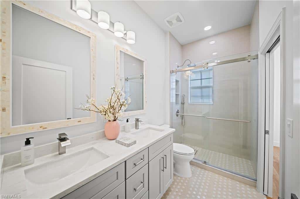 878 Vistana Cir, Naples, photo 20