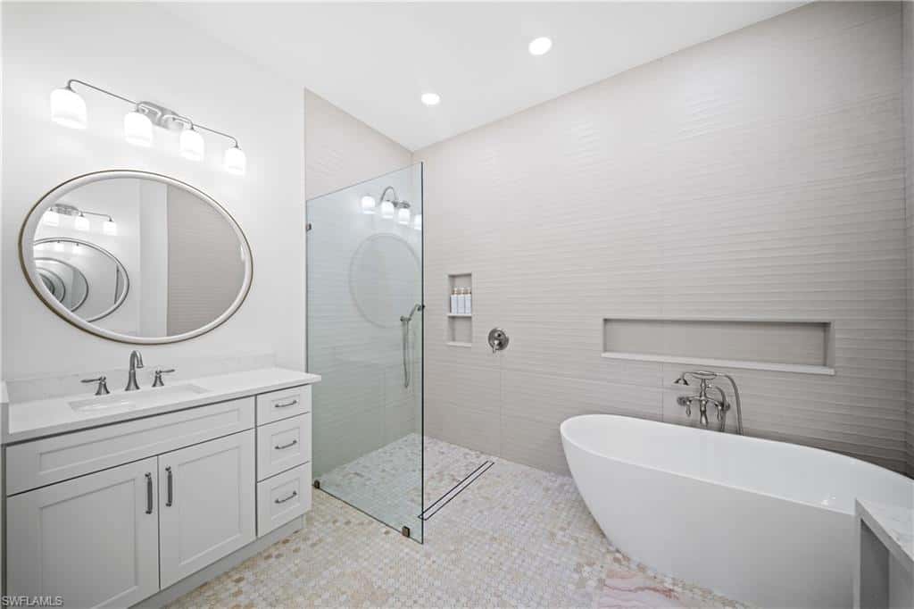 878 Vistana Cir, Naples, photo 15
