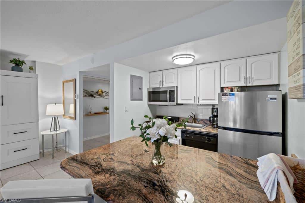 1 Bluebill Ave #408, Naples, photo 10