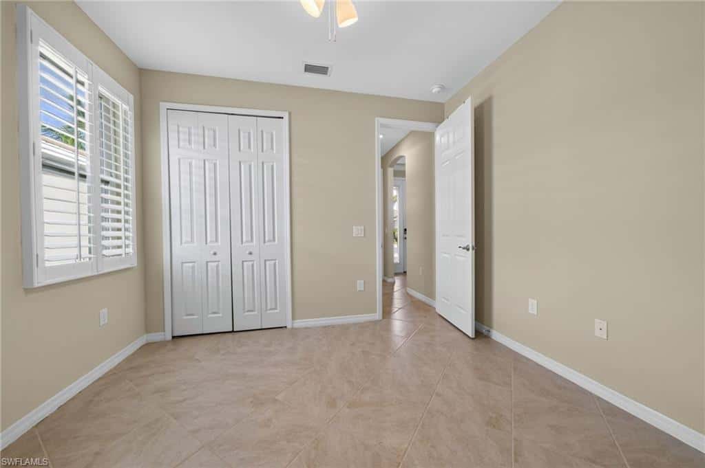 8051 Venetian Pointe Dr, Fort Myers, photo 24