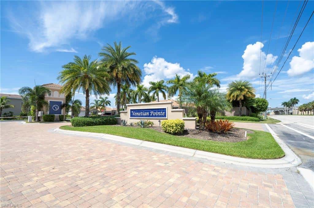 8051 Venetian Pointe Dr, Fort Myers, photo 43