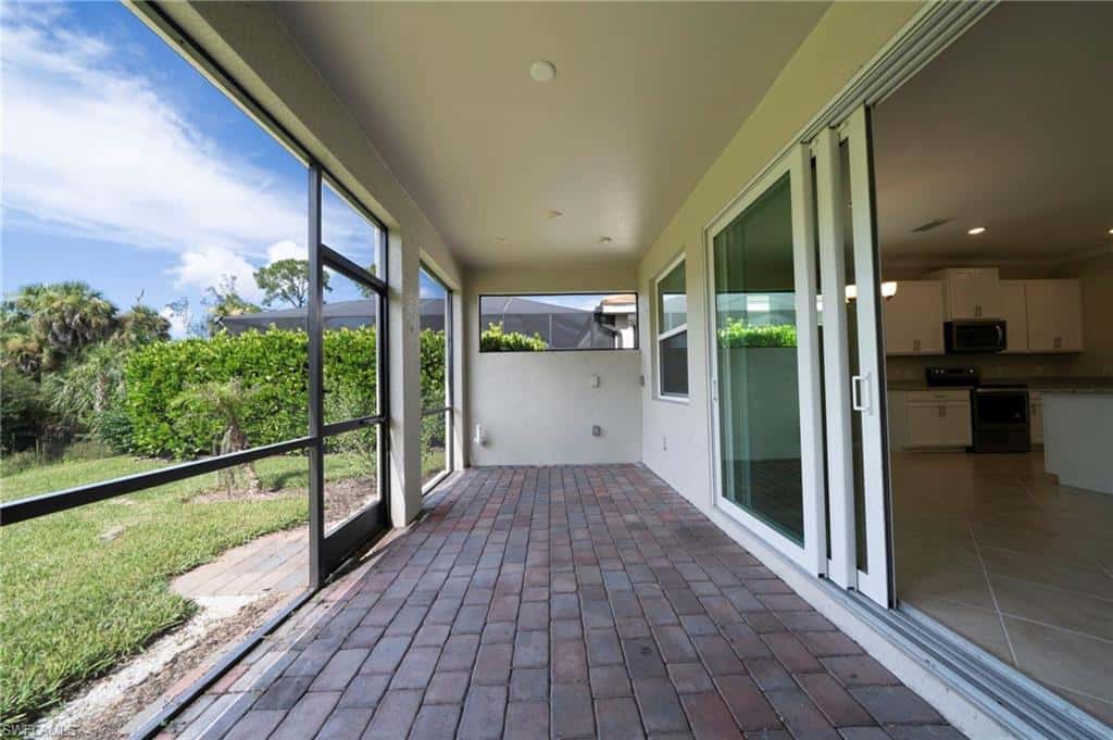 8051 Venetian Pointe Dr, Fort Myers, photo 35