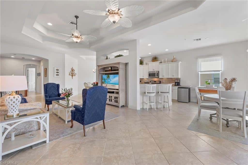 10251 Glastonbury Cir #201, Fort Myers, photo 9