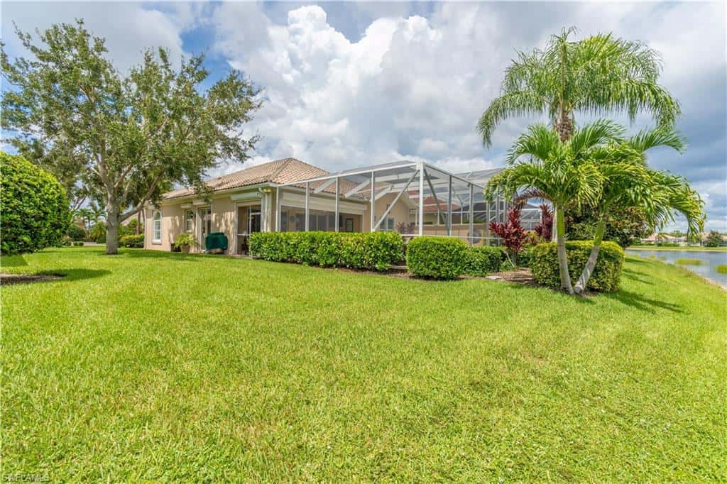 8556 Alessandria Ct, Naples, photo 43