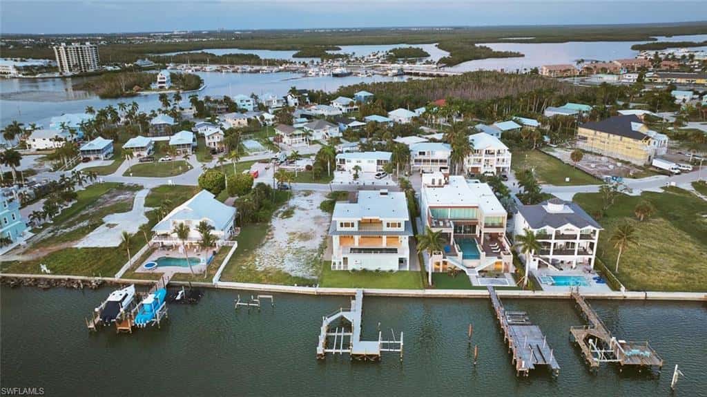 938 San Carlos Dr, Fort Myers Beach, photo 50