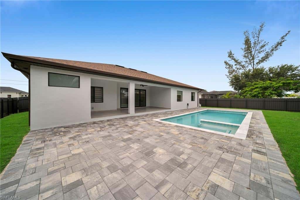 104 34th Pl, Cape Coral, photo 32