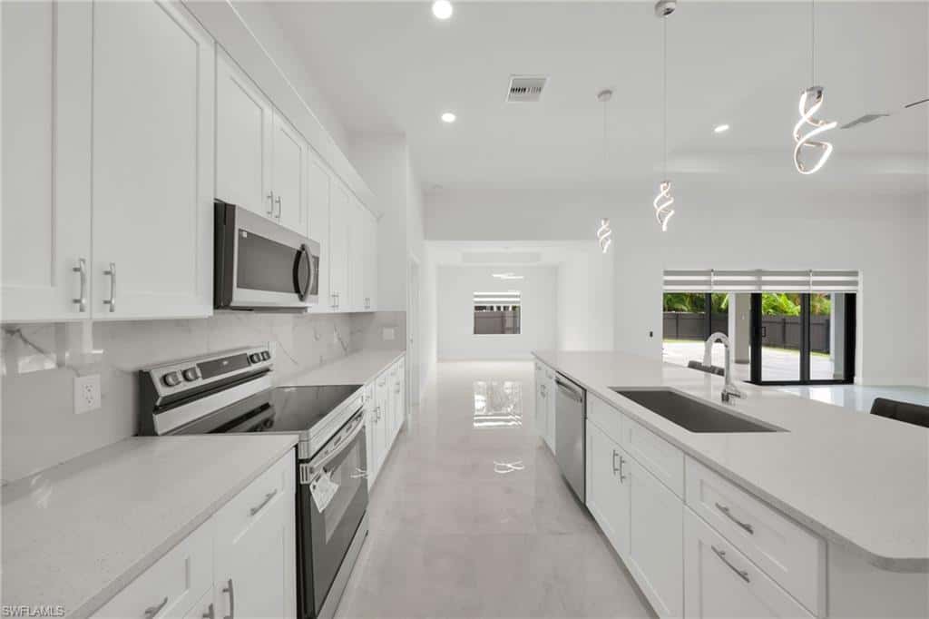 104 34th Pl, Cape Coral, photo 9