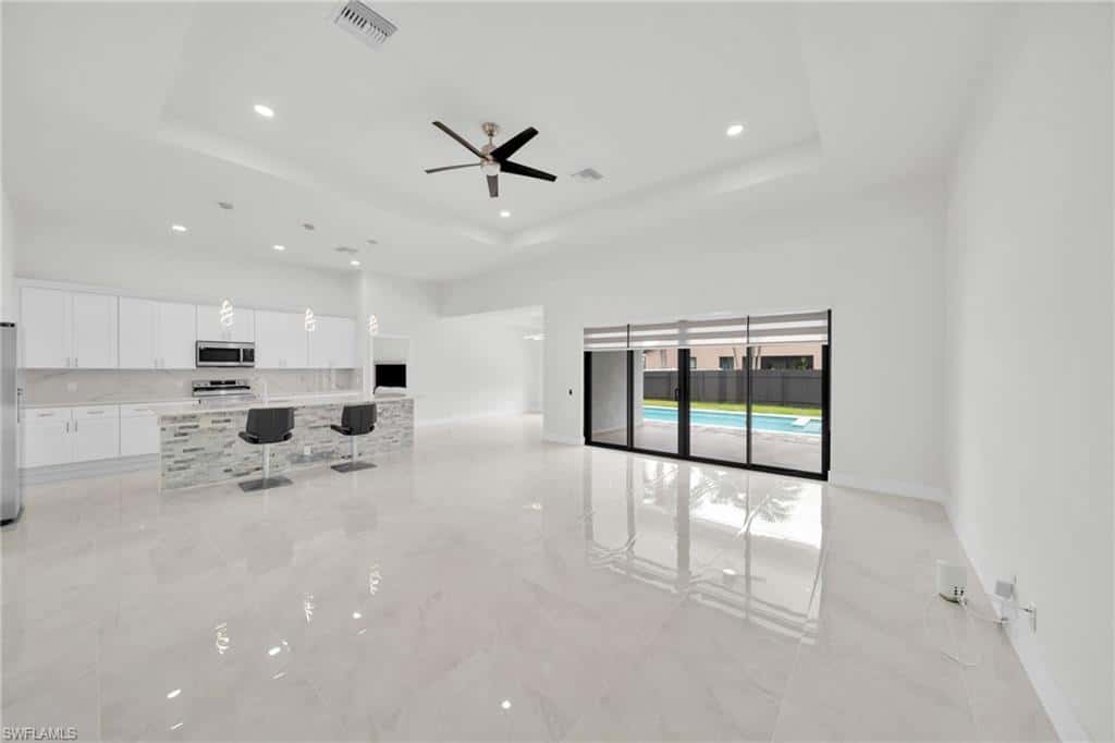104 34th Pl, Cape Coral, photo 4