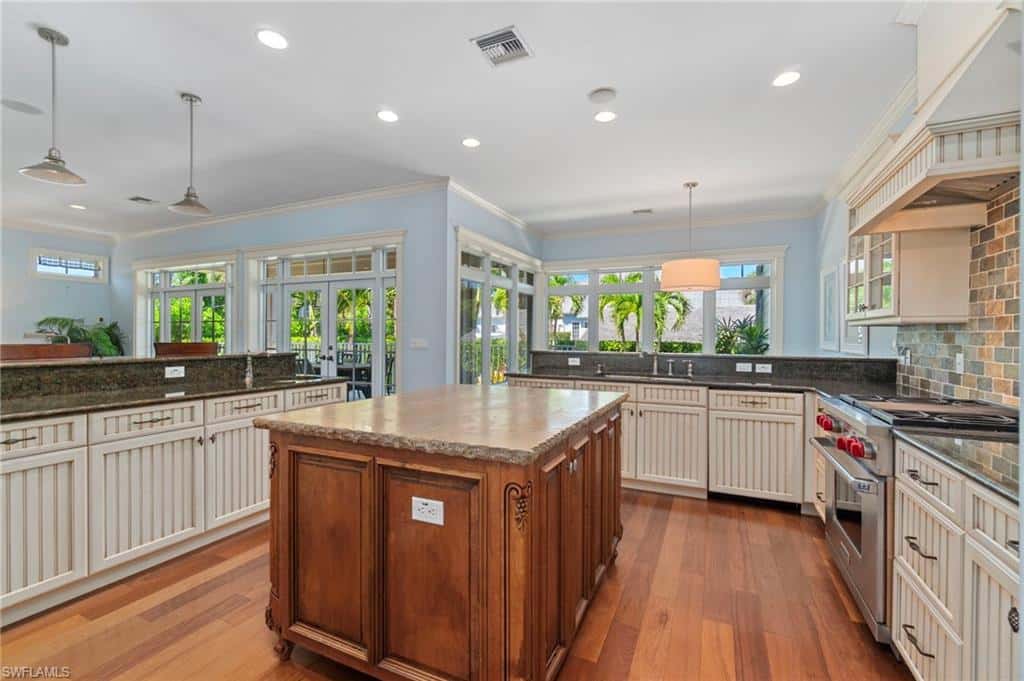 645 Broad Ave, Naples, photo 14