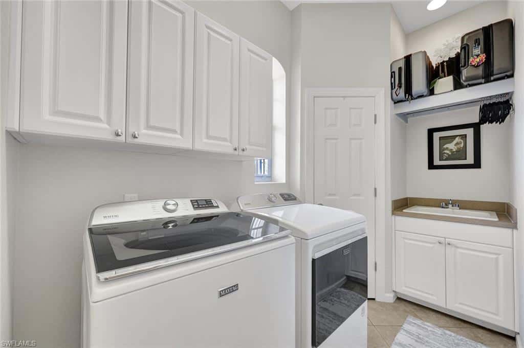 8723 Coastline Ct #202, Naples, photo 27