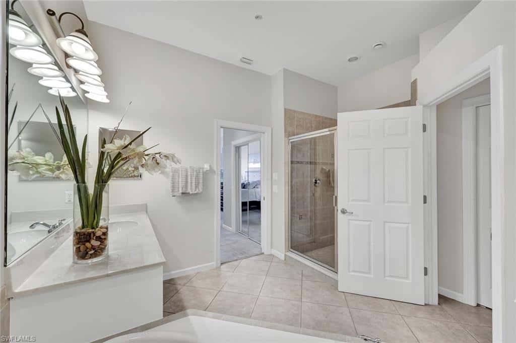 8723 Coastline Ct #202, Naples, photo 20