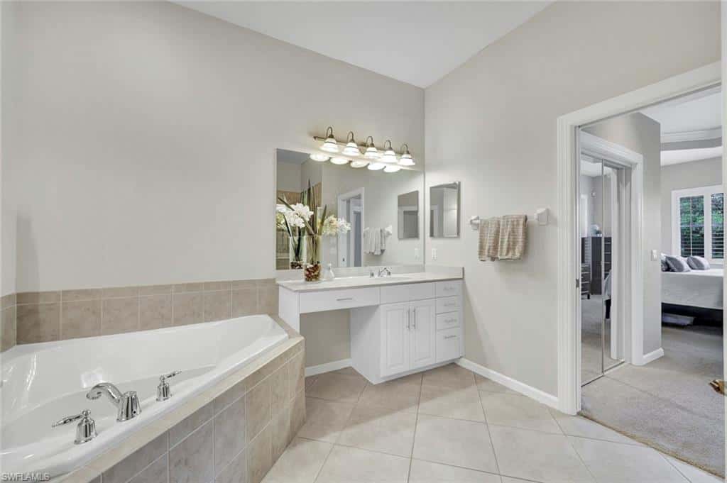 8723 Coastline Ct #202, Naples, photo 19