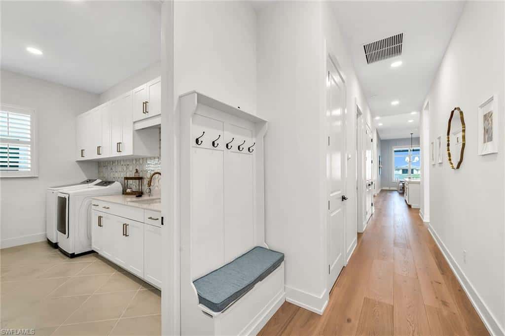 9182 Wisteria Way, Naples, photo 24