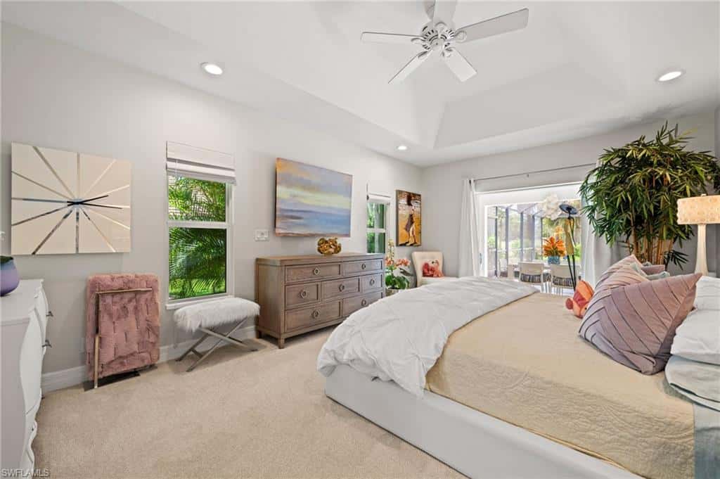 2114 Imperial Golf Course Blvd, Naples, photo 17