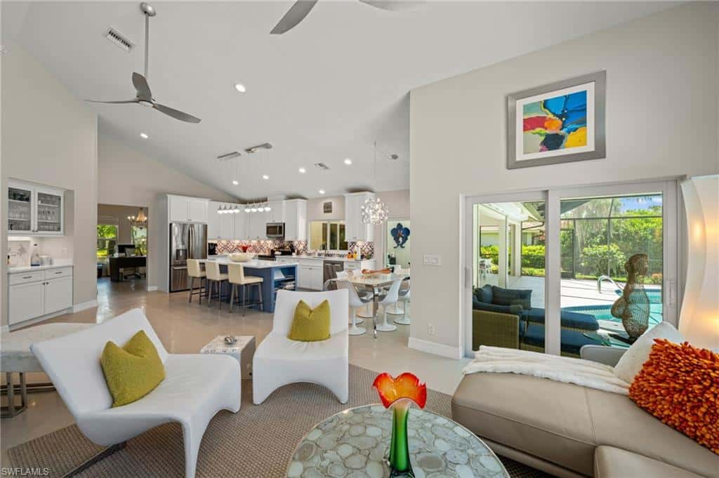 2114 Imperial Golf Course Blvd, Naples, photo 8