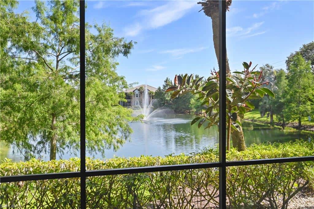 7876 Hawthorne Dr #1201, Naples, photo 34