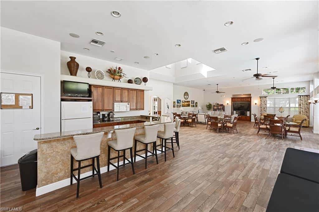 7876 Hawthorne Dr #1201, Naples, photo 41