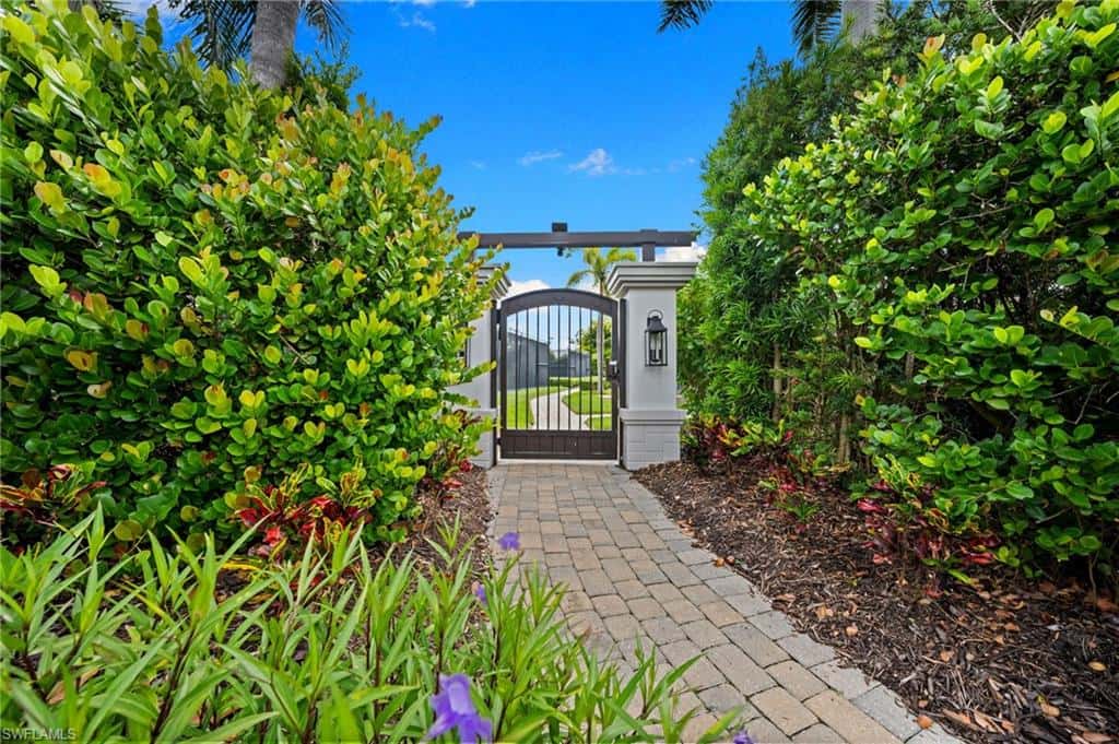 8062 Signature Club Cir #201, Naples, photo 43