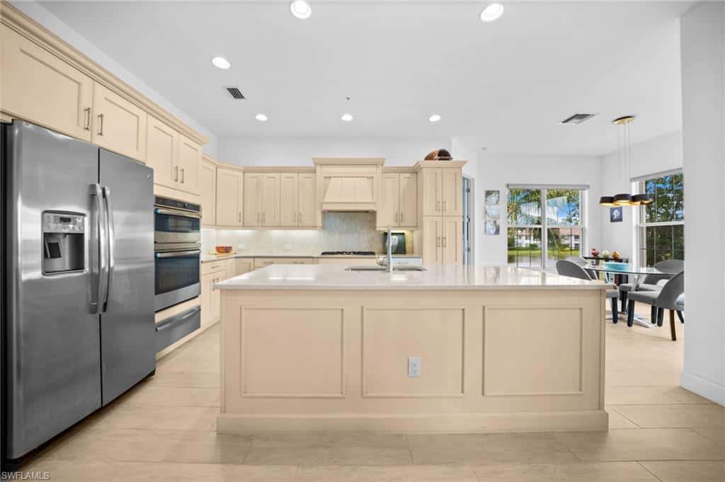 8062 Signature Club Cir #201, Naples, photo 14