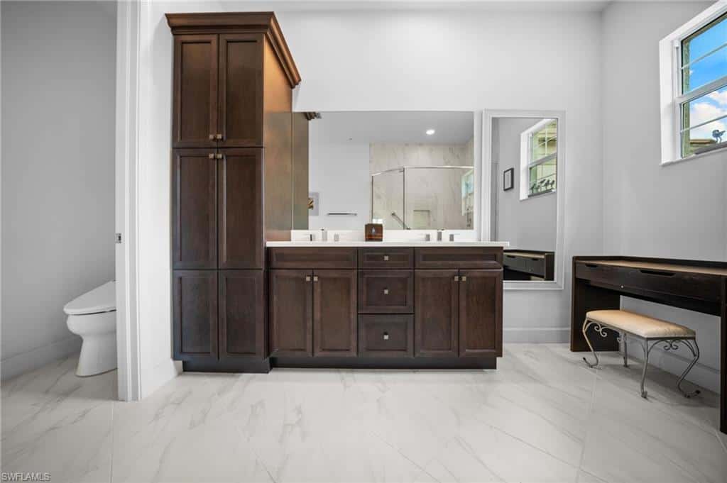 8062 Signature Club Cir #201, Naples, photo 29