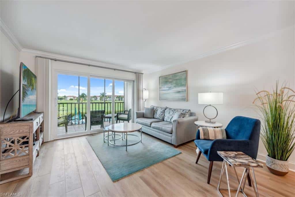 37 High Point Cir #208, Naples, photo 6