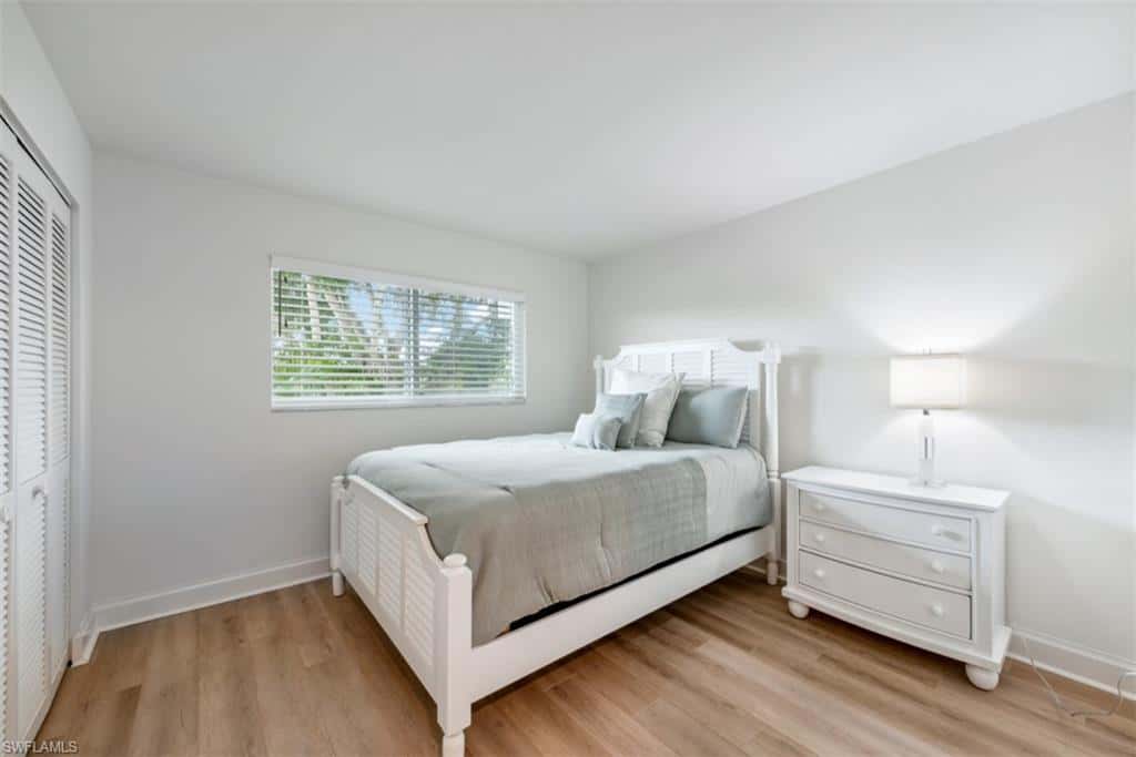 37 High Point Cir #208, Naples, photo 12