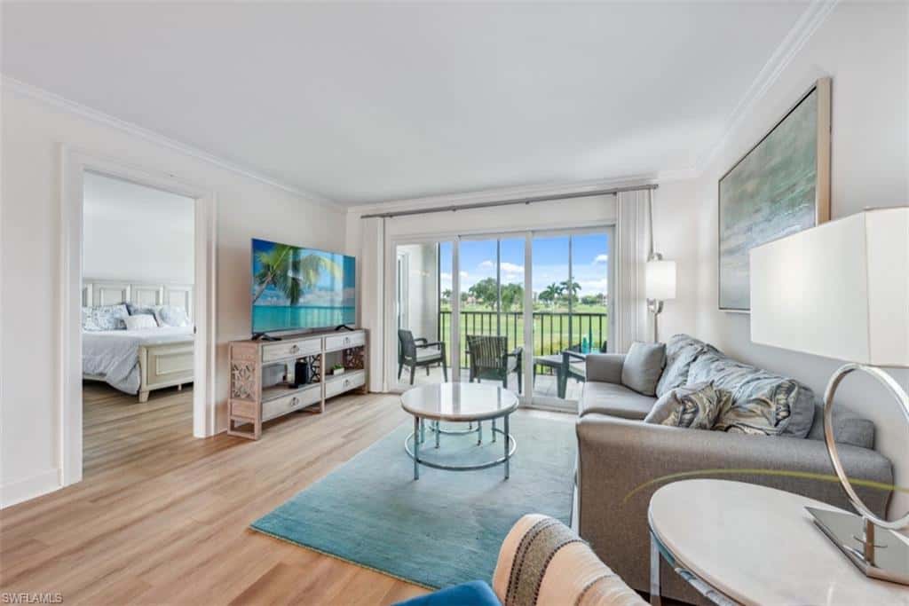 37 High Point Cir #208, Naples, photo 7