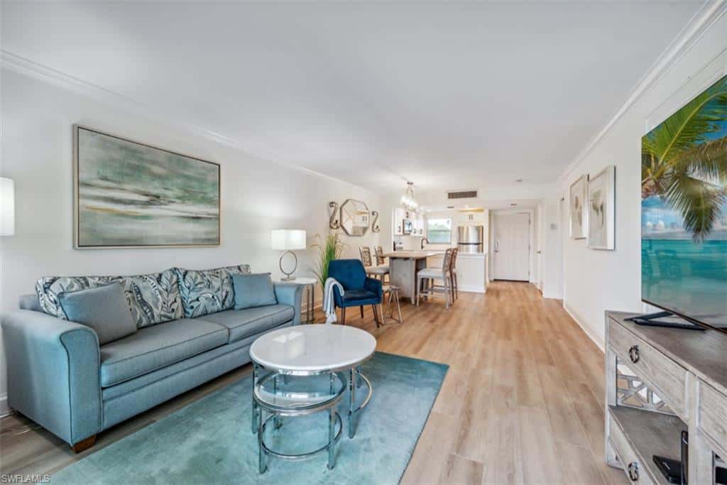 37 High Point Cir #208, Naples, photo 8