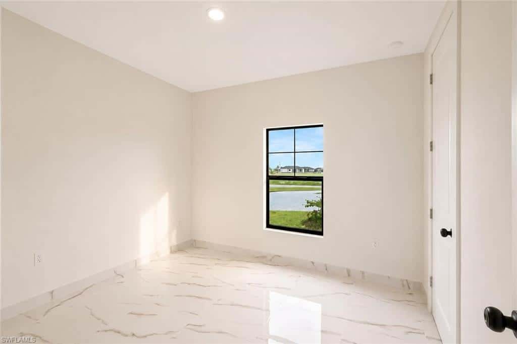 3505 44th Pl, Cape Coral, photo 9
