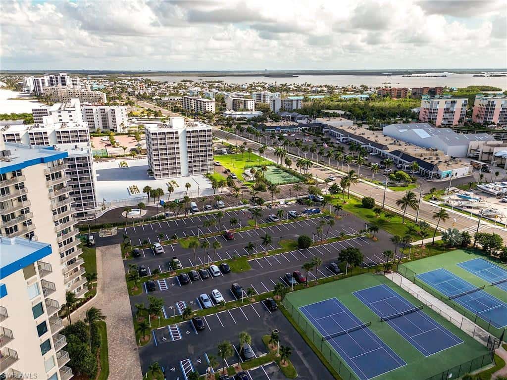 7300 Estero Blvd #403, Fort Myers Beach, photo 32