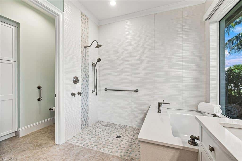 5047 Andros Dr, Naples, photo 21
