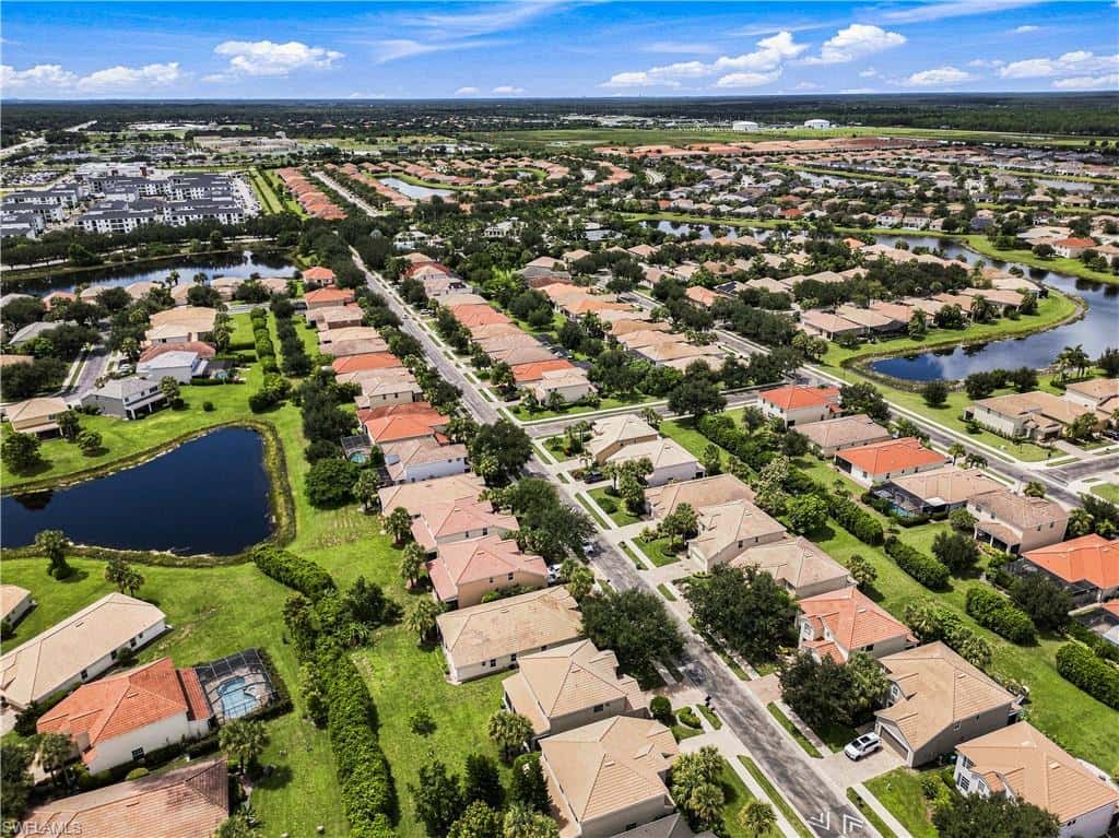 2022 Fairmont Ln, Naples, photo 36