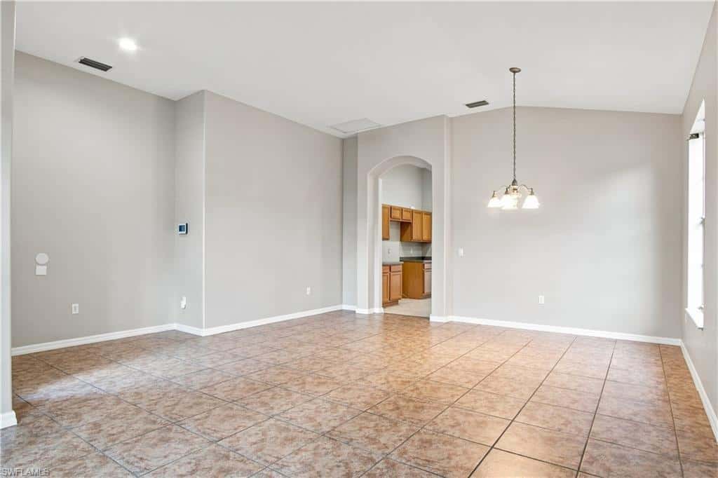 2022 Fairmont Ln, Naples, photo 9