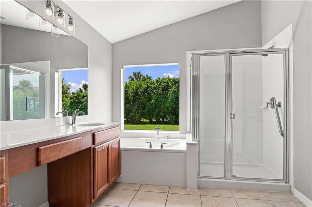 2022 Fairmont Ln, Naples, photo 25
