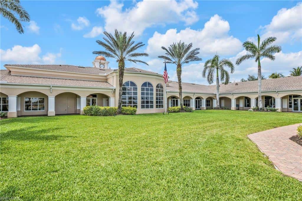 8664 Genova Ct, Naples, photo 43
